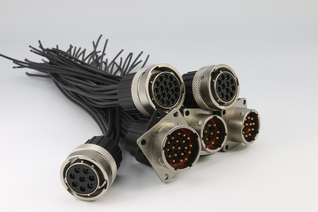 RF coaxial connectors